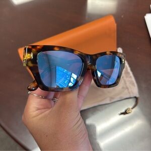 New Tory Burch Tortoise Shell Sunglasses